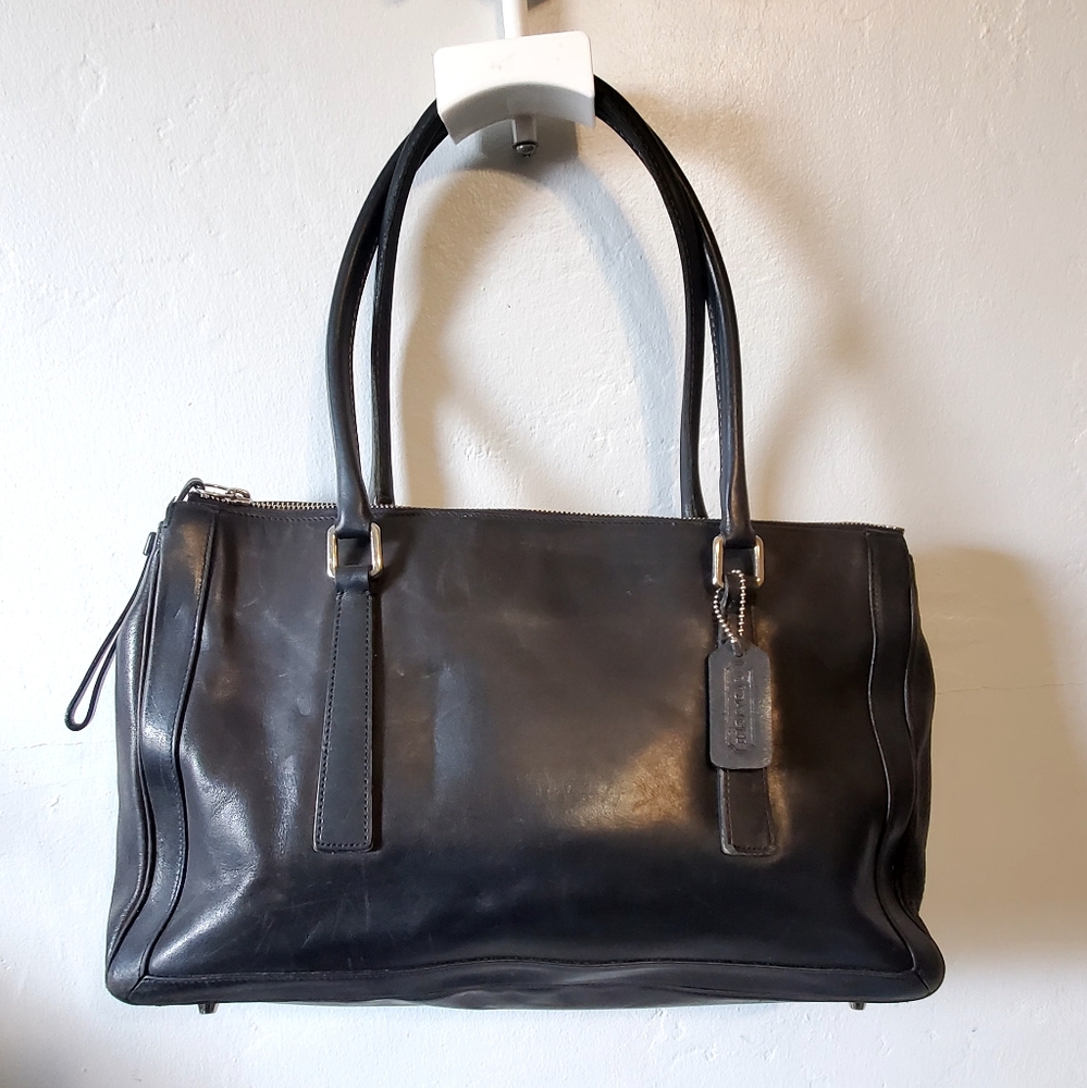 Coach - Picture 6 of 6